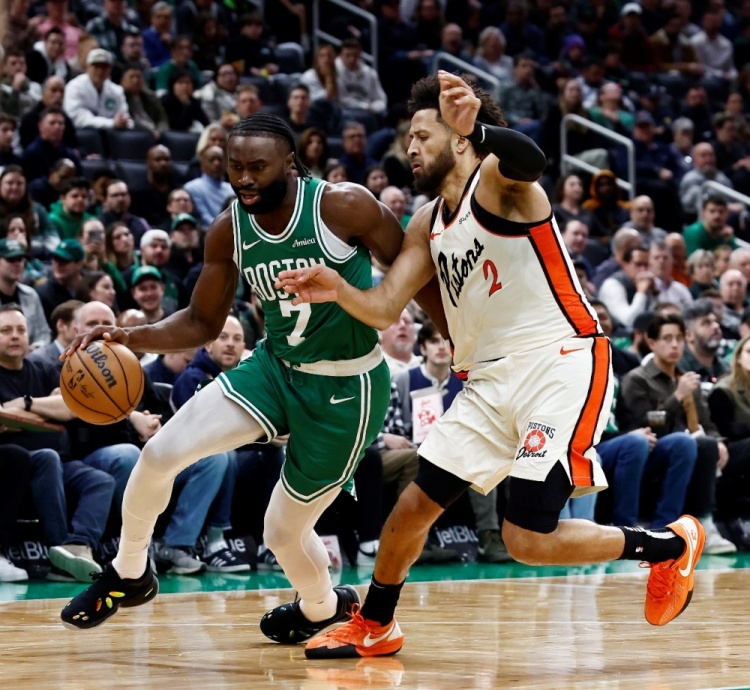 世界杯客户端升级-周一竞彩篮球强档:东部榜首大战 凯尔特人对决活塞