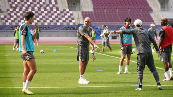 世界杯客户端升级-上海海港今战圣彼得堡泽尼特队,中超外援注册规则或许影响引援进程